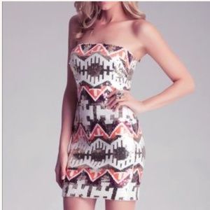 Strapless sequin pattern minidress